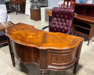 Demi Luna Desk and Chair Orlando