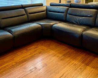Stressless Emily Sectional Sofa. Recline, Custom Leather. Beautiful Like New. Will Pre-Sell