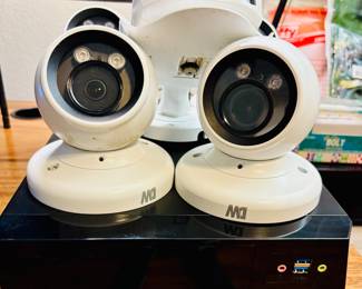 Watch Dog Professional Video 5 Camera Security/Surveillance System.