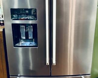 Counter Depth Stainless Kitchen Aid Refrigerator. 27 Cu. Ft. Will Pre Sell.