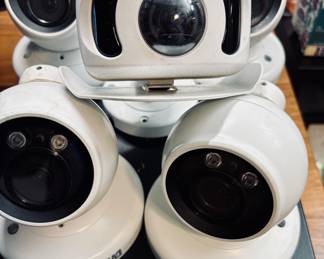 Watch Dog Professional Video 5 Camera Security/Surveillance System.