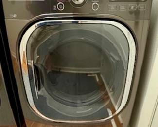 LG Large Capacity Electric Dryer. Will Pre Sell.