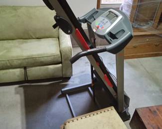 Exercise treadmill
