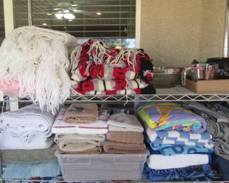 Linens, Blankets, Throws