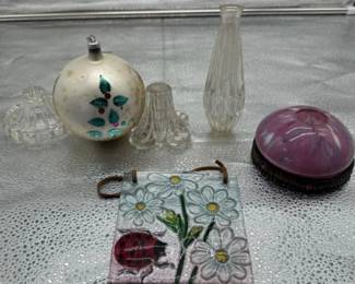 Crafty art glass. https://modestlambestatesales.hibid.com/