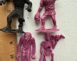 Rare. Zombie. Executioner. Frito Lay promotion plastic figures. https://modestlambestatesales.hibid.com/ 