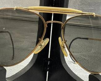 Vintage shades. https://modestlambestatesales.hibid.com/