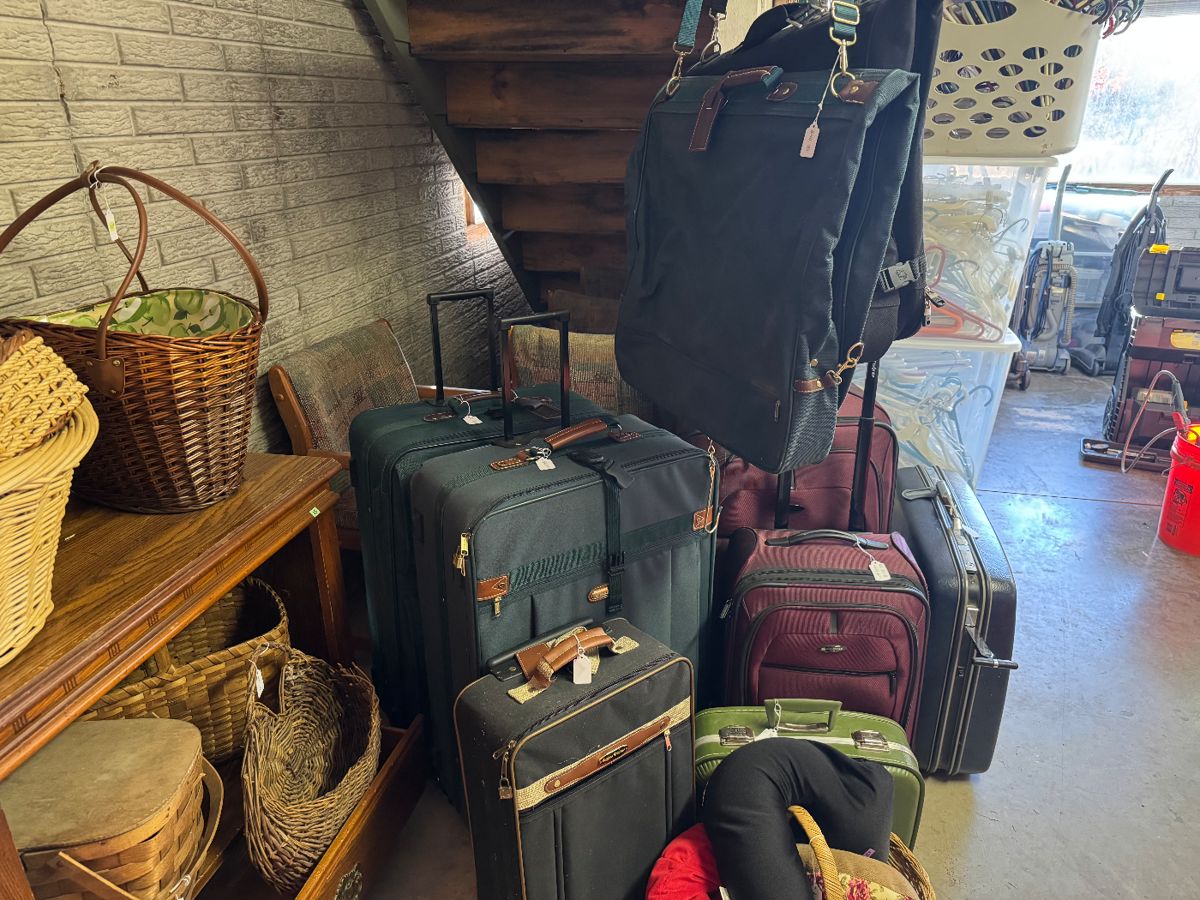 Estate Sale in Cedar Rapids, IA starts on 11/14/2025