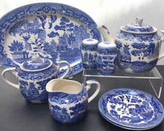 Blue Willow Design, Tea Set And Platter 