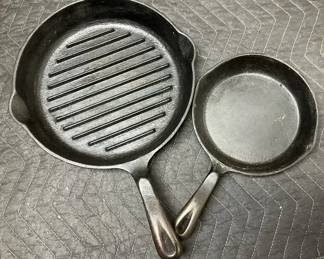 Vivid Outdoor Warners Cast Iron Skillets