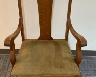 Straight Back Chair