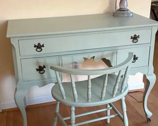 610 Charming Desk  Matching Chair 