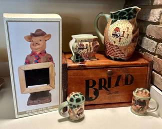 339 Pistol Pete Pig  More