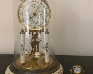 126 Euramca Anniversary Clock 