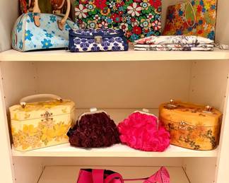541 Flower Power Handbags