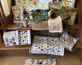 362 Pomegranate Table Linen Extravaganza