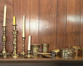 412 Vtg Brass Decor