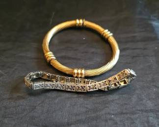  04 590 18K Gold Collection