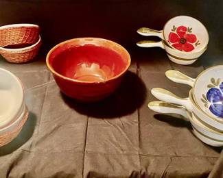 325 Everyday Earthenware