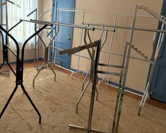 648 Clothing Racks