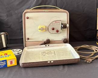 638 Vtg Movie Camera  Projector 