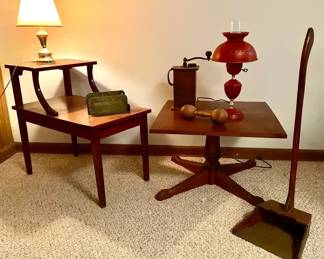 703 Unique Home Accents 