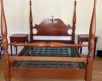 643 4Post Full Bed  End Tables