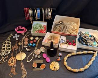 555 Bold  Beautiful Jewelry