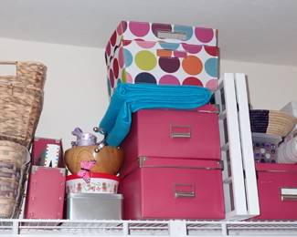 ASSORTED CRAFT ITEMS