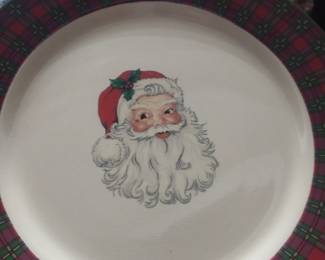 Vintage Cracker Barrel 12.5" plate.
Christmas in the woods.
Rare.
Great shape
