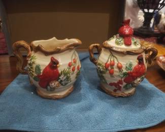 Old World Sugar and Cream
Excellent condition