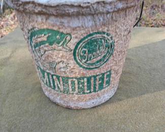 Min O Life Bait Bucket