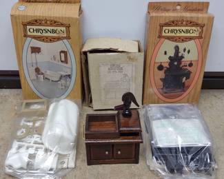 3 Dollhouse Miniature Models in Boxes