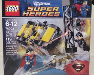 Sealed LEGO DC Superman Metro Showdown 76002 Set