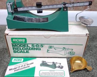 RCBS Model 5 0 5 Reloading Scale w/ Original Box