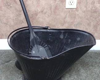 Metal Fireplace Coal Scuttle / Ash Bucket & Shovel