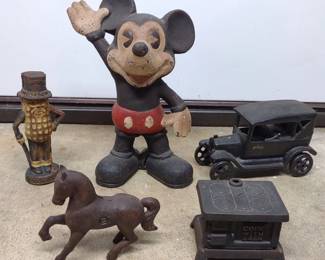 5 Vintage Cast Iron Coin Still Banks