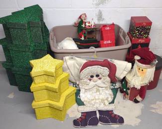 Christmas Decoration Nesting Boxes & Decor