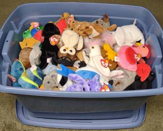 Tote Full Of Beanie Babies - B