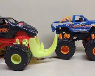 Matchbox Monster Wars Toy Monster Trucks