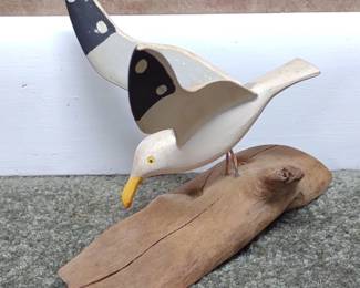 Tom Bennett Carved Seagull Bird Sculpture
