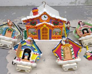 1993 Disney Mickey Mouse Christmas Clock Shop