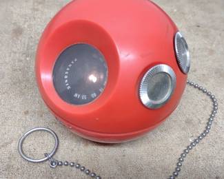 Vintage Red Panasonic R-70 AM Transistor Radio