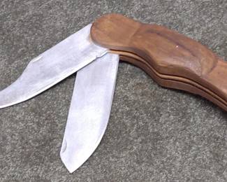 Carved Wooden Pocket Knife Sculpture (17in)