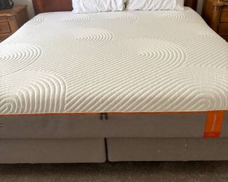 Tempur Contour Mattress. King Size