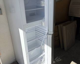 Perfect small refrigerator with freezer