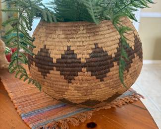 Woven planter