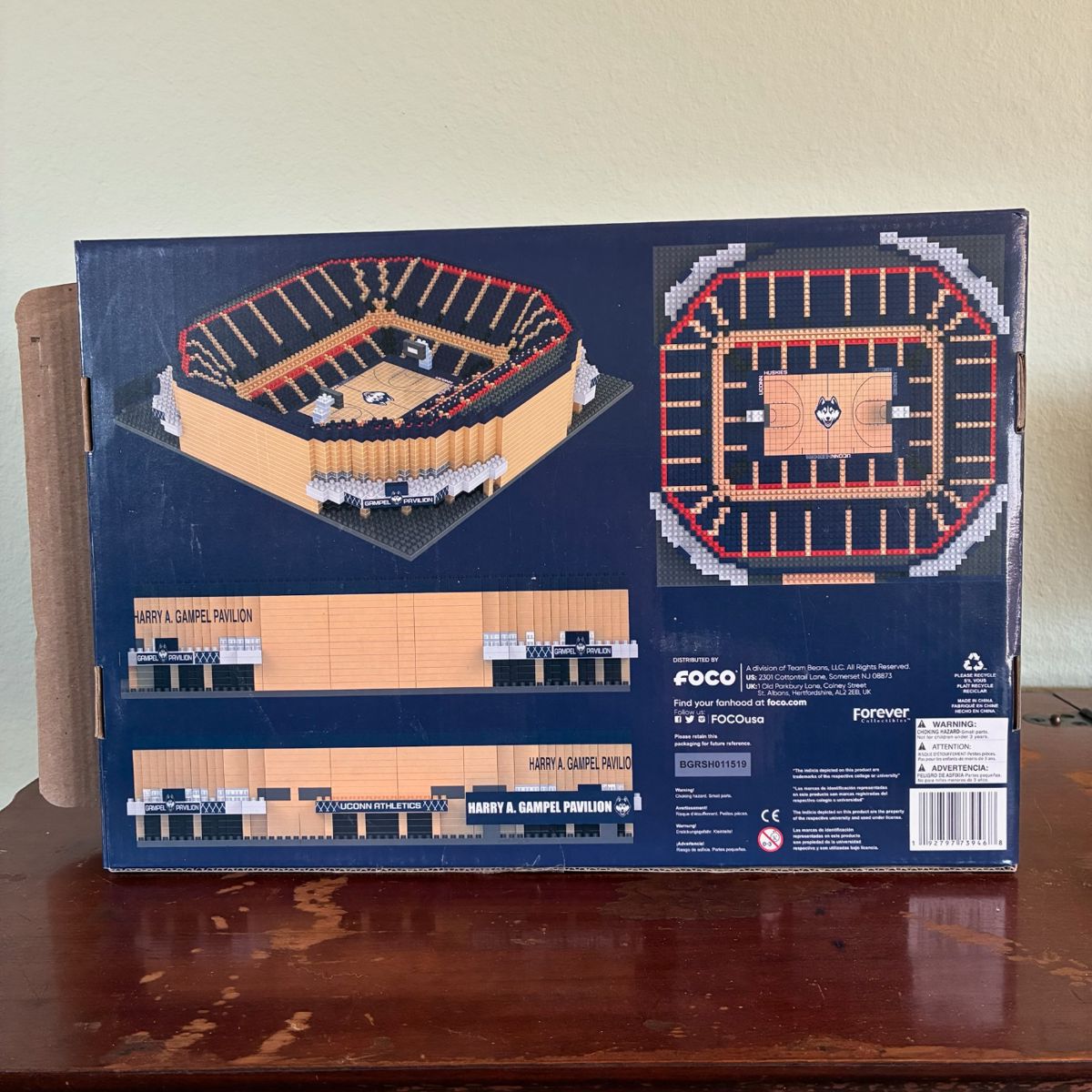 FOCO BRXLZ Stadium Series Harry A. Gampel Pavilion 3D puzzle