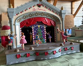 Lemax Sights & Sounds Animated Nutcracker Suite Musical Production