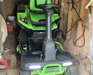 Greenworks 60V 30 inch Crossover T Electric Riding Mower